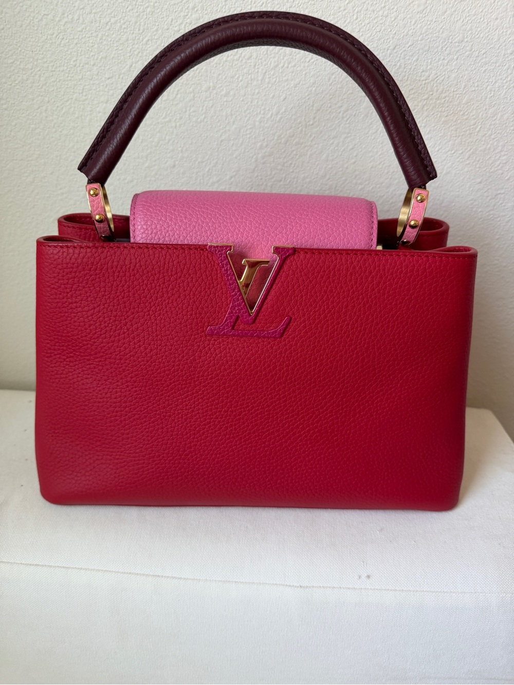 Louis Vuitton Red and Pink Capucines MM - Picture 2 of 6